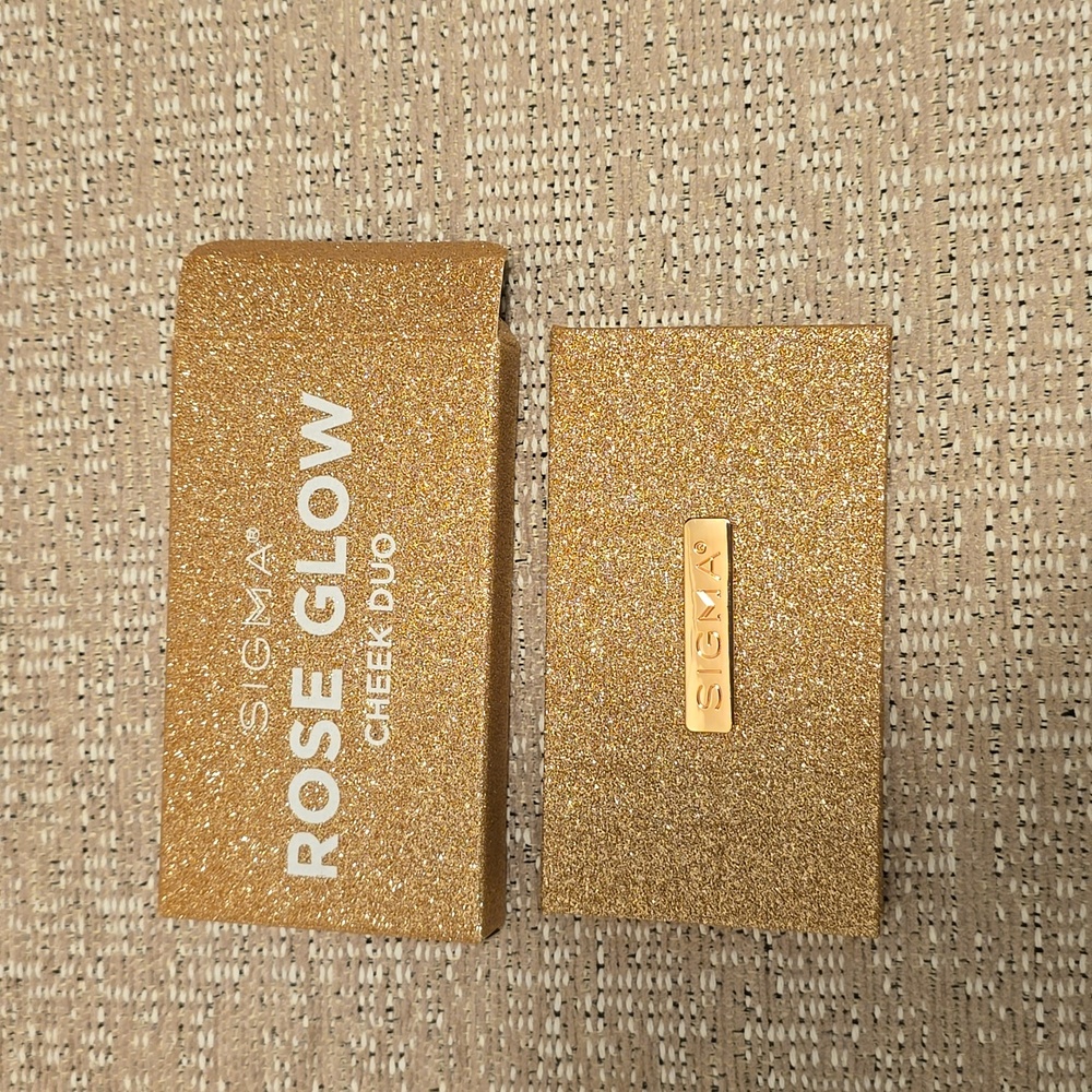 SIGMA BEAUTY Rose Glow Cheek Duo